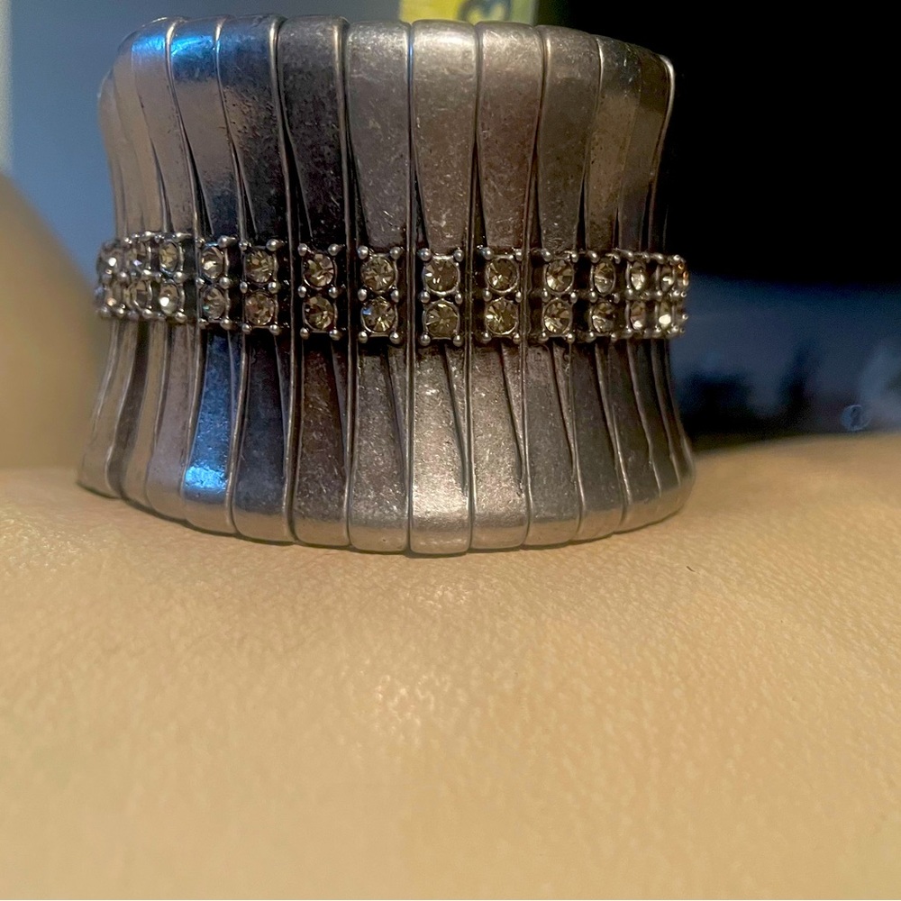 Vintage. Kiam Family Silver Tone Bracelet